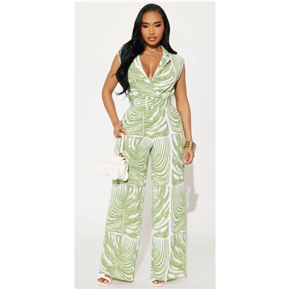 Fashion Nova Sunny Days Ahead Jumpsuit Size 1X NWT - Picture 1 of 10